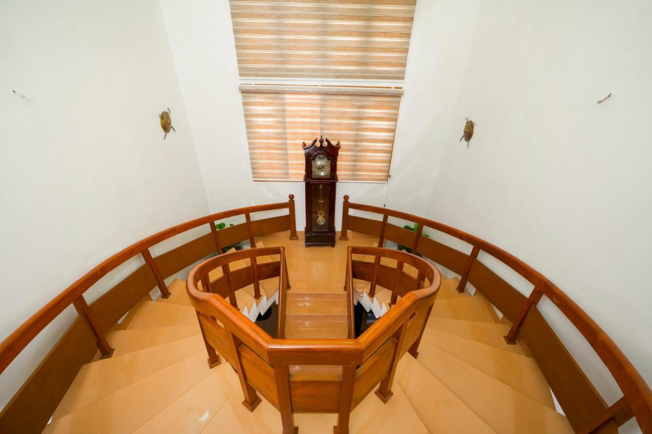 Parudeesa - Heavenly- Luxurious Palace Look-Near Cbd - Kerala - India With Breakfast Kaladi Luaran gambar