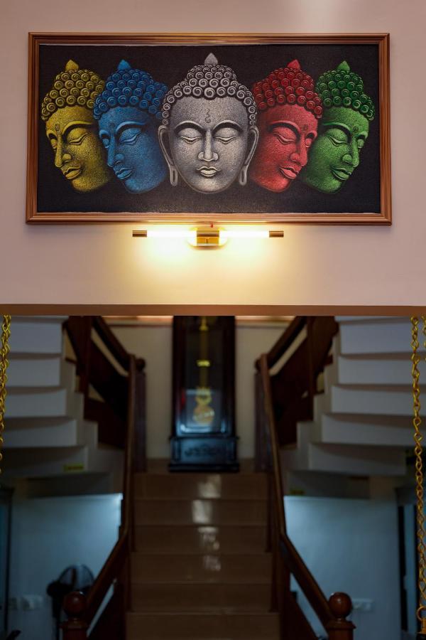Parudeesa - Heavenly- Luxurious Palace Look-Near Cbd - Kerala - India With Breakfast Kaladi Luaran gambar