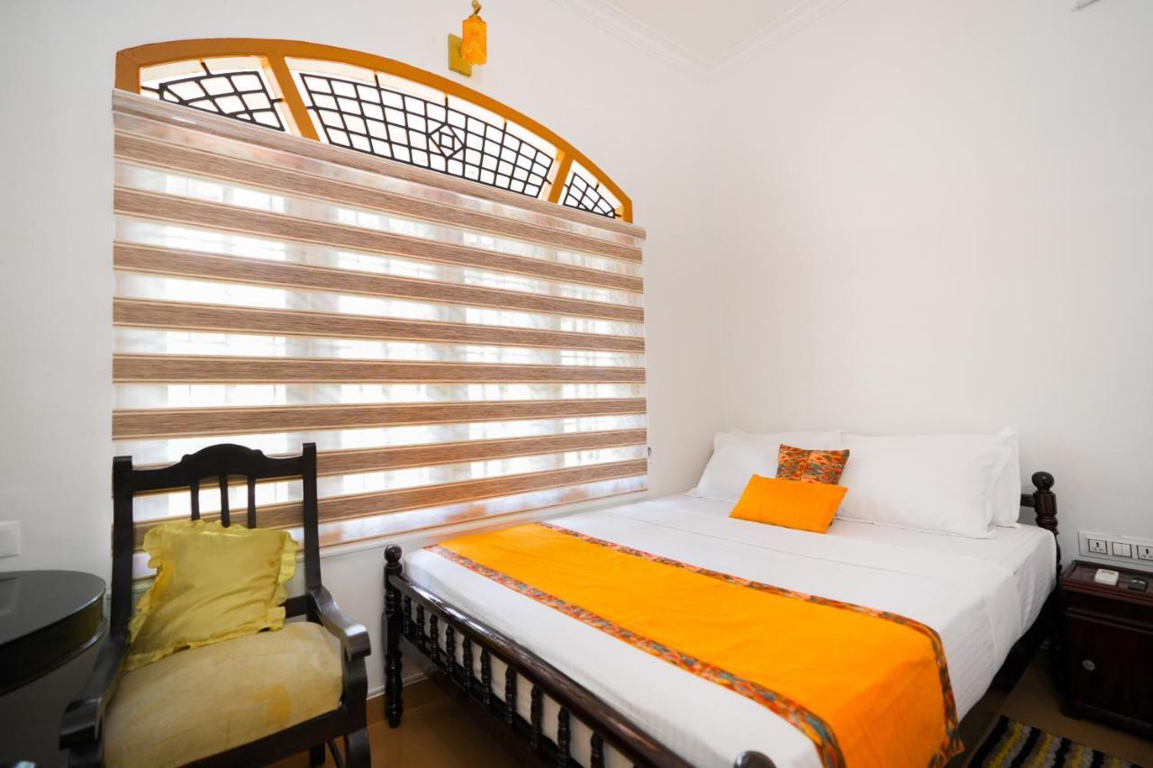 Parudeesa - Heavenly- Luxurious Palace Look-Near Cbd - Kerala - India With Breakfast Kaladi Luaran gambar