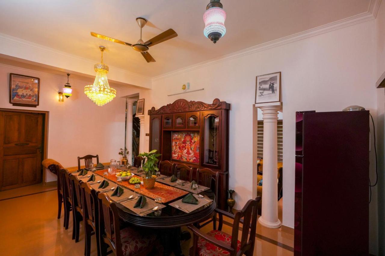 Parudeesa - Heavenly- Luxurious Palace Look-Near Cbd - Kerala - India With Breakfast Kaladi Luaran gambar